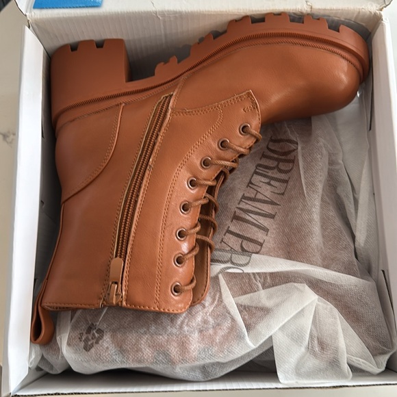 NWT- Dream Pairs/Just Fab —Boots Size 7 - Picture 3 of 4